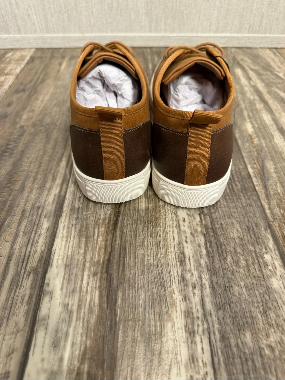 Sonoma casual low